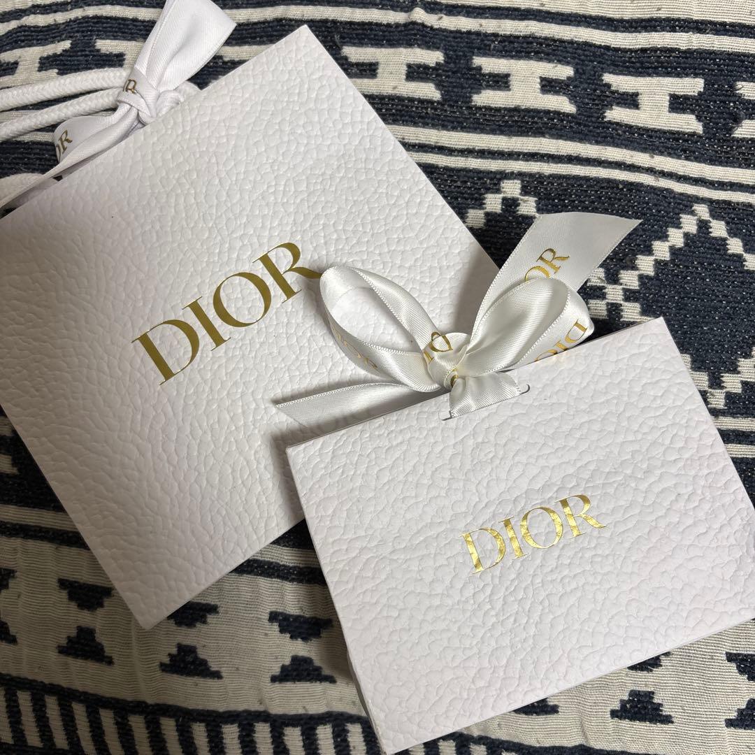 23日出荷可能！新品　Dior ルージュディオールオンステージ 120 ギフト