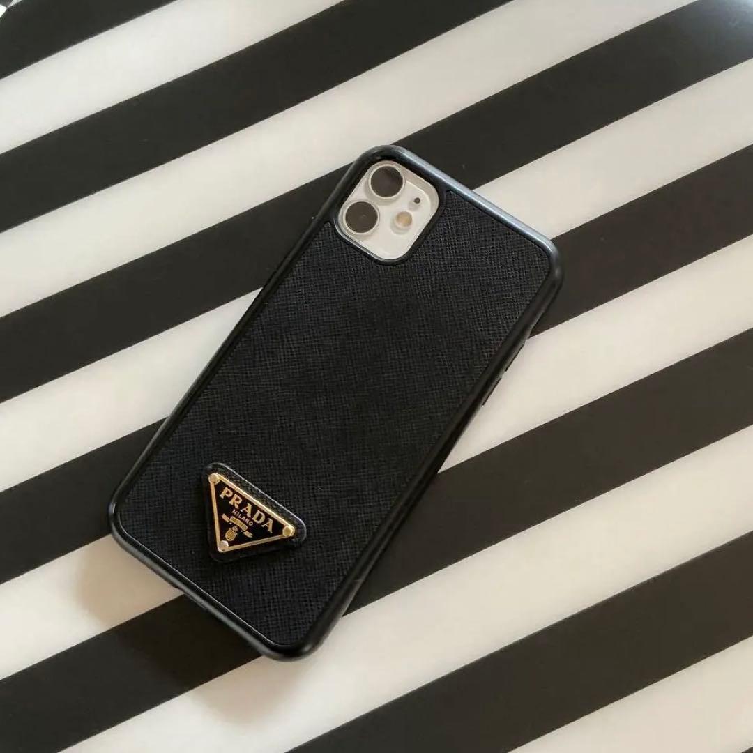 PRADA iPhone 11 ケース ブラック　プラダ　中古美品