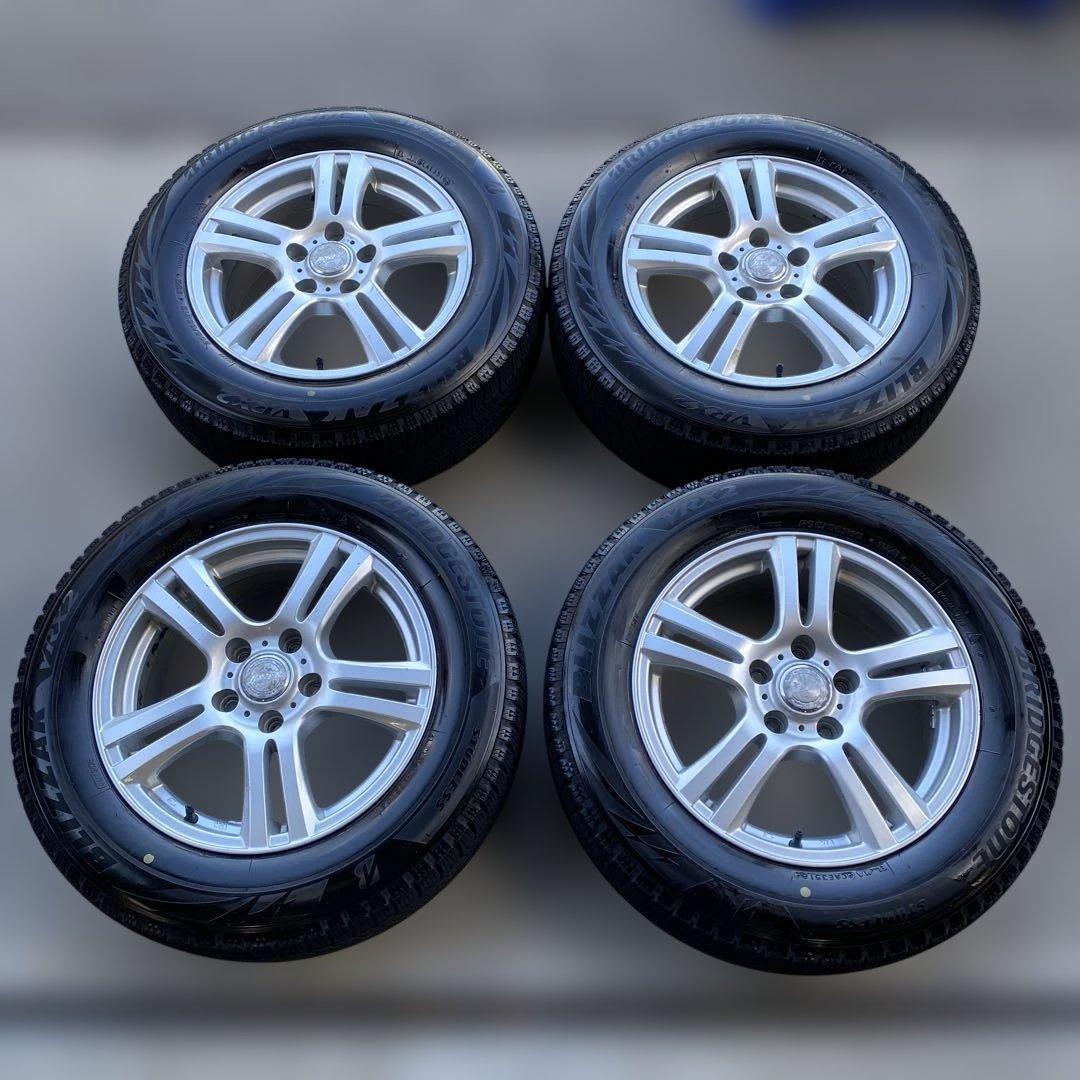 中古溝ありブリヂストンスタッドレスセット 205/65R16ヤリスクロス、セレナ