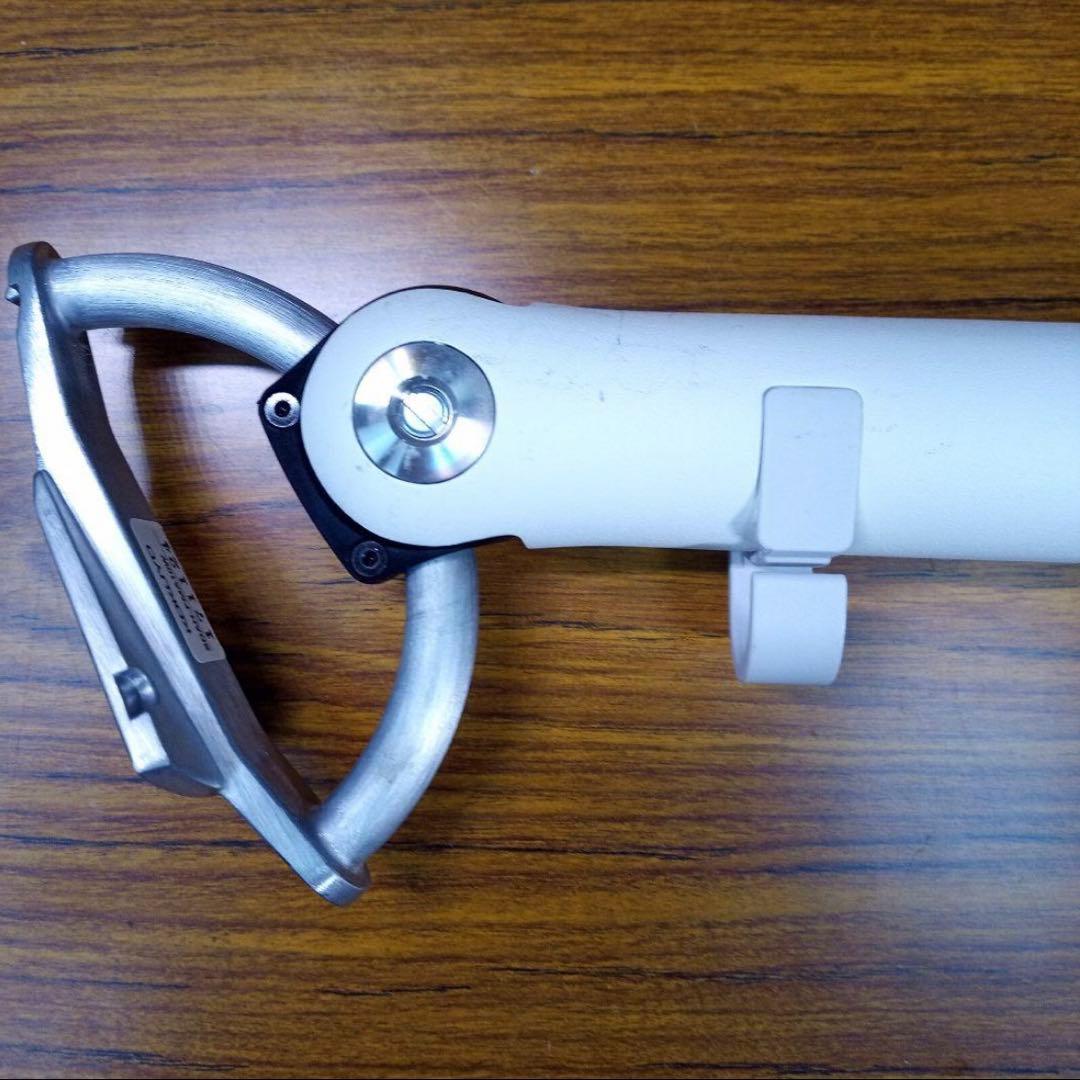 CBS Flo モニターアーム ②