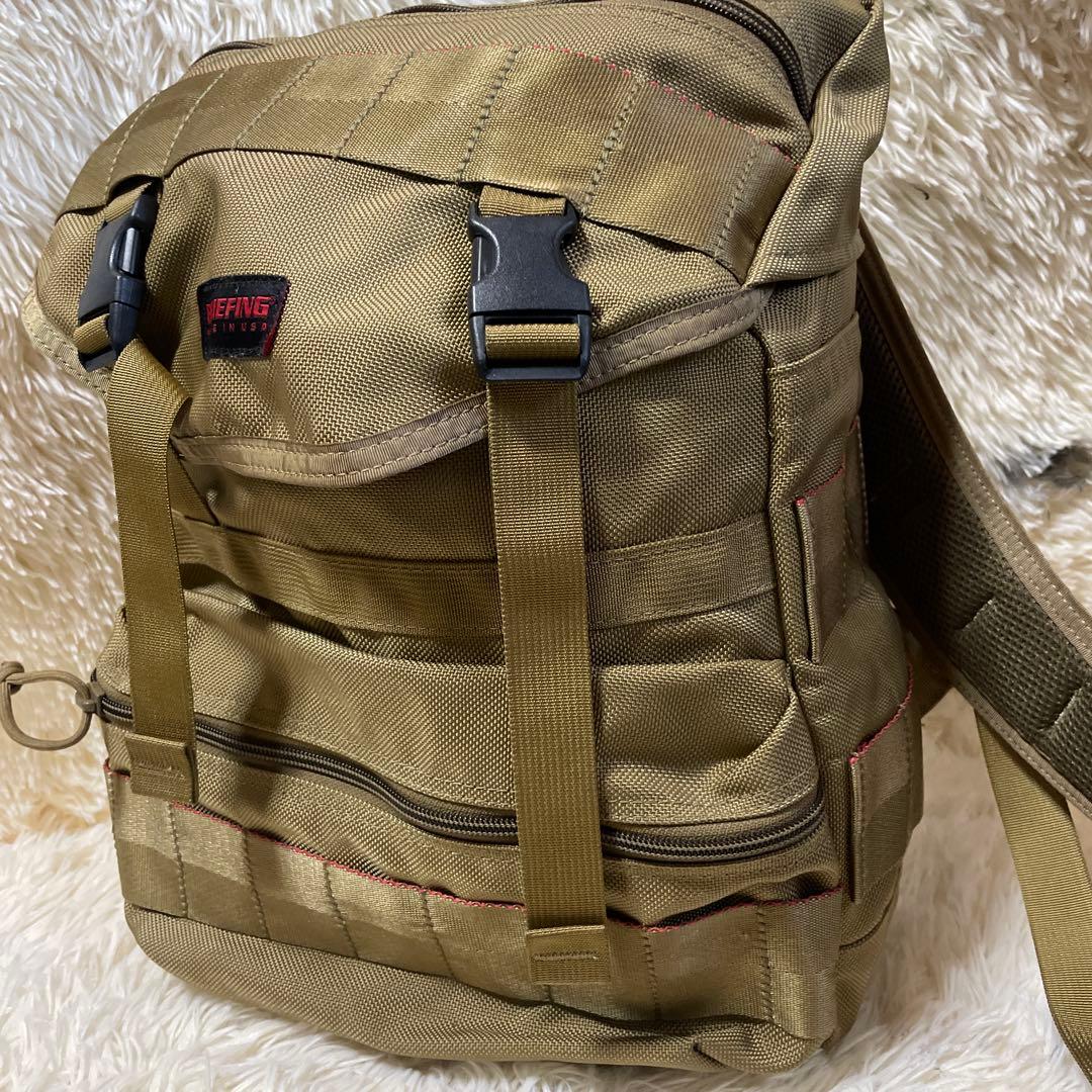 希少色 美品 ブリーフィング シンプルフラップ リュック コヨーテ 旅行 通勤