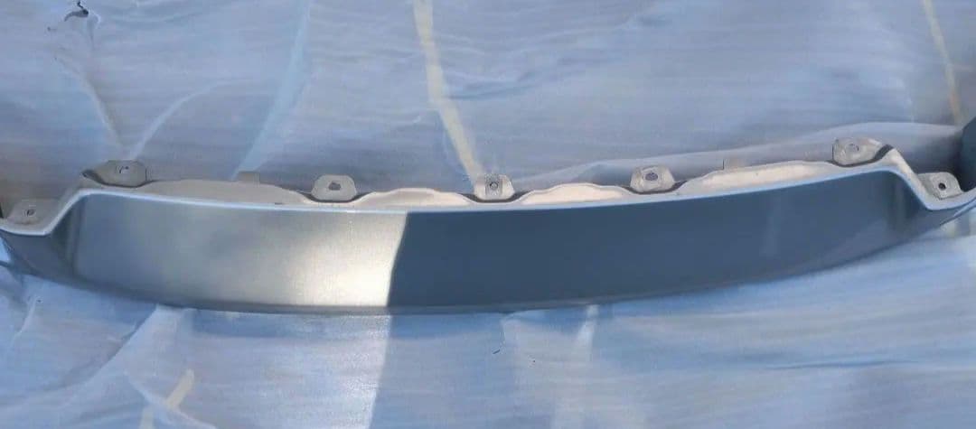 ｃ*ｕ様 BCNR33 後期型　平成９年式　純正　リップスポイラー