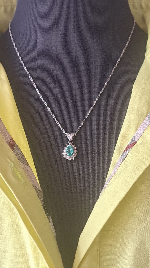 Ptエメラルドダイヤプチネックレス