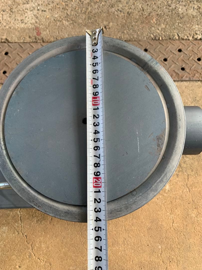 廃油ストーブ 煙突アダプタ付き80mm、100mm煙突使えます。