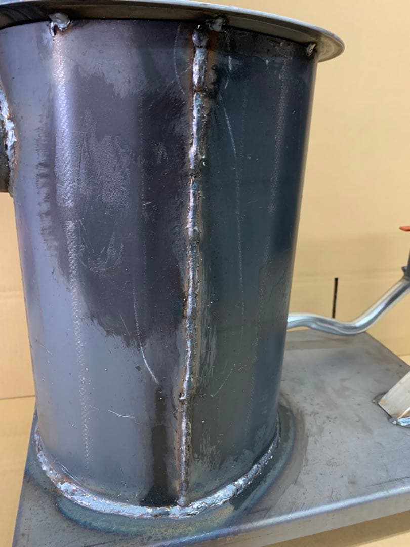 廃油ストーブ 煙突アダプタ付き80mm、100mm煙突使えます。