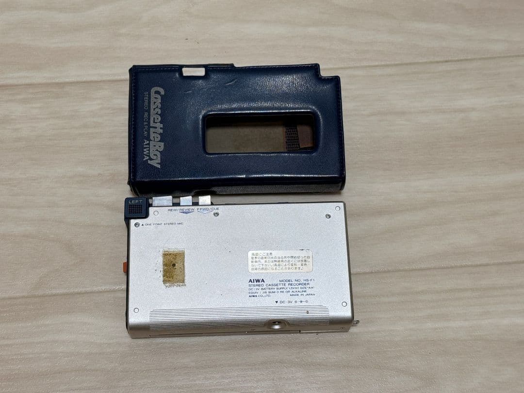 AIWA カセットプレーヤー ステレオ再生CASSETTE BOY HS-F1