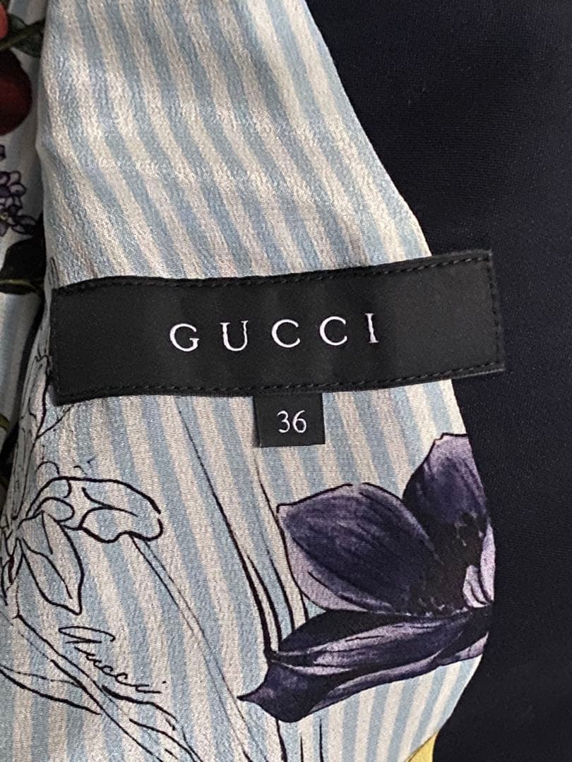 Gucci ネイビー テーラードジャケット