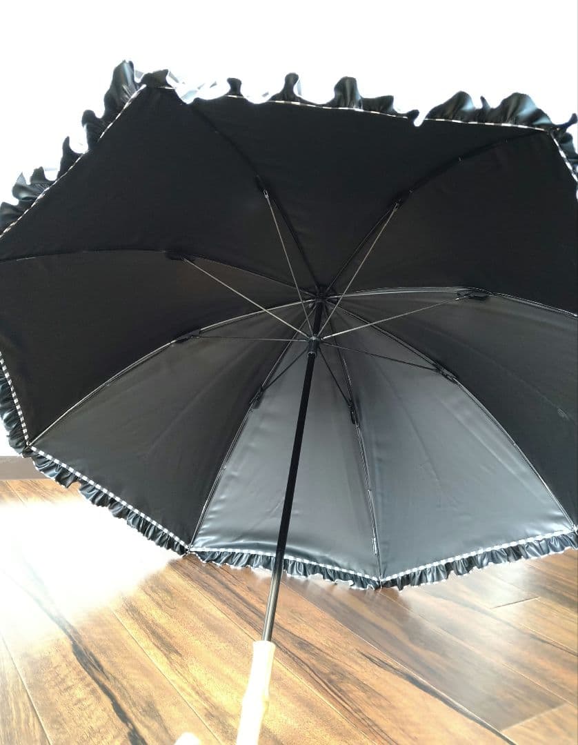 サンバリア　日傘　長傘　Mサイズ フリル 白黒ストライプ バンブー