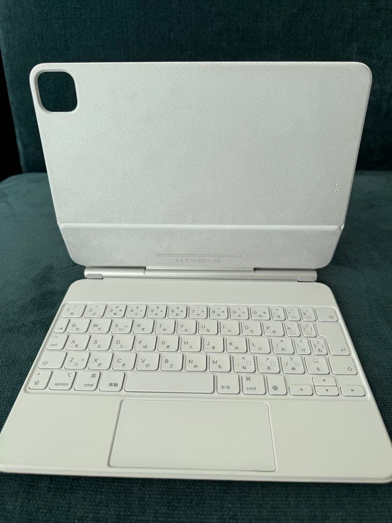 Magic Keyboard ／ホワイト（箱あり）