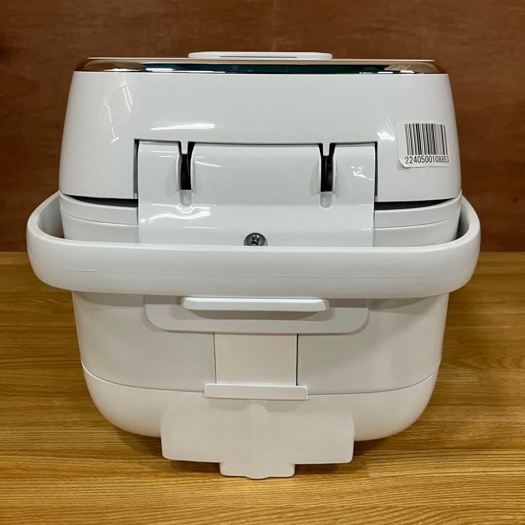 一都三県限定　配送設置無料　炊飯器　YAMADA 2023年製　3合