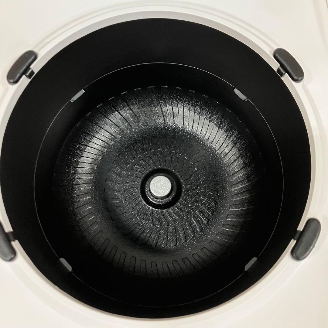 一都三県限定　配送設置無料　炊飯器　YAMADA 2023年製　3合