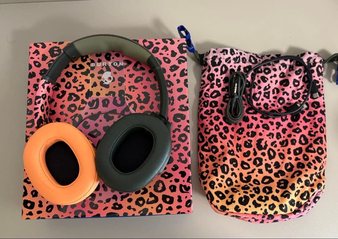 skullcandy crusher evo burtonコラボ