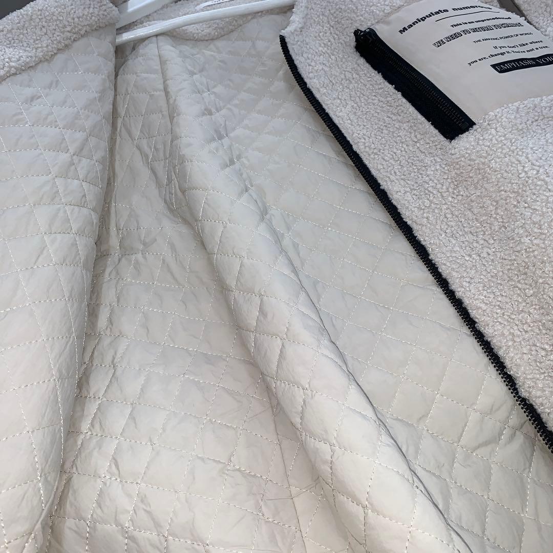 ayane どんなインナーでも決るノーカラー　裏キルト　体型カバー　ボアブルゾン