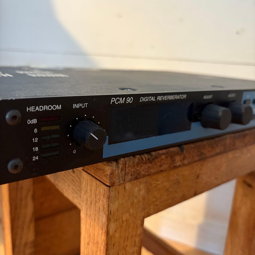 に*く様 Lexicon PCM 90