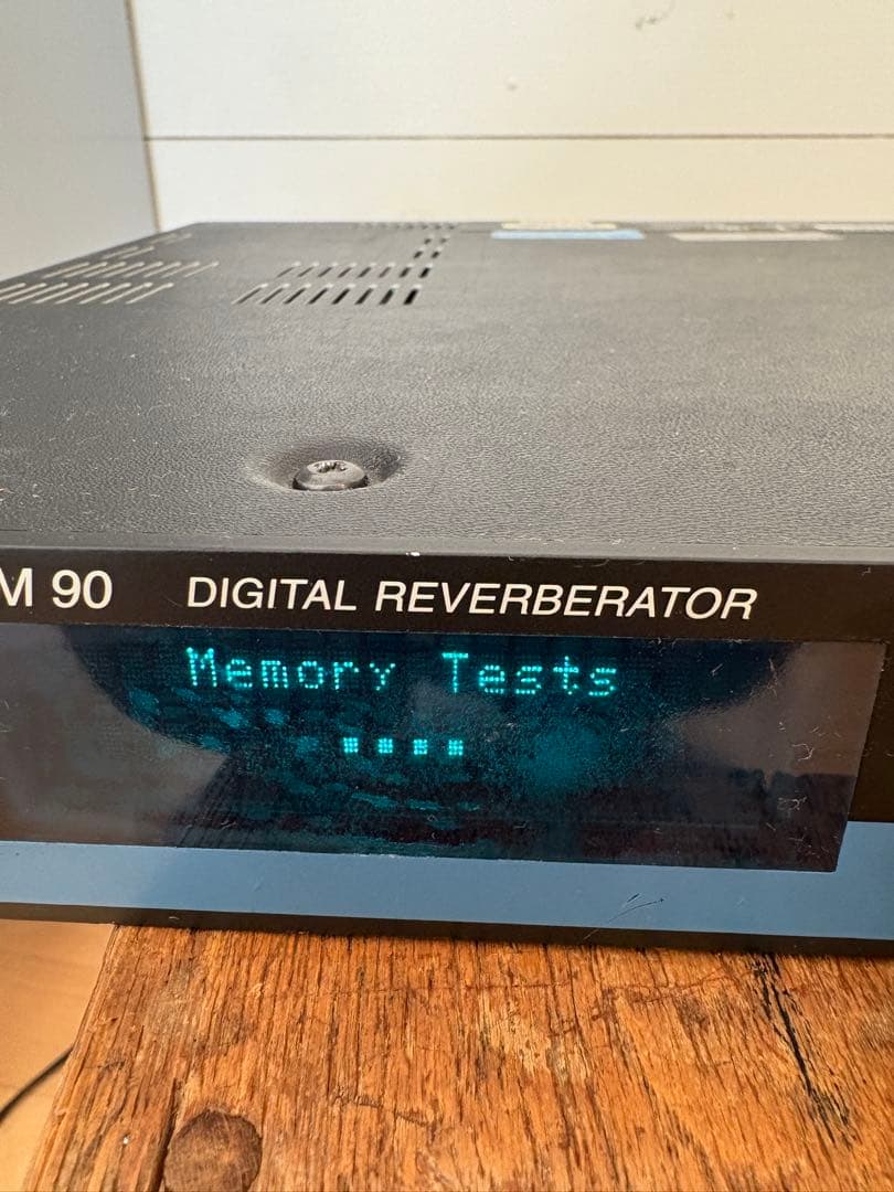 に*く様 Lexicon PCM 90