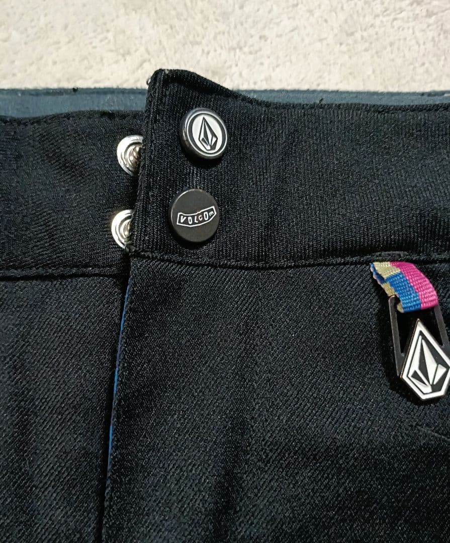 柚子　VOLCOM★ボルコム スノーボードウェア パンツ★人気モデル