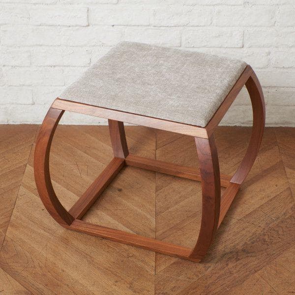 90358★ポラダ CLYDE POUF スツール Porada 1人掛け 椅子