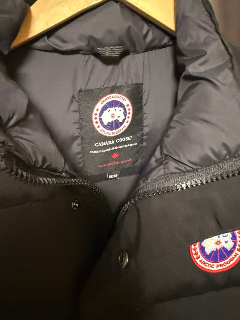   ブラック ダウンベスト M