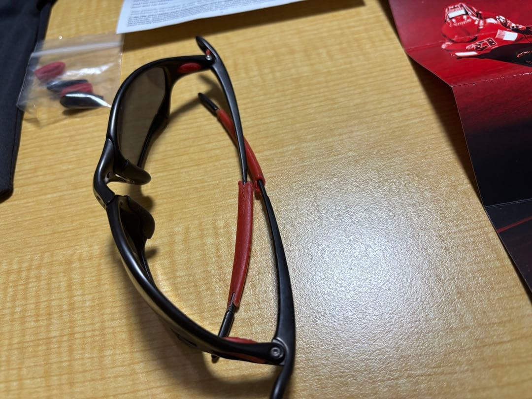 オークリー&ドゥカティサングラス