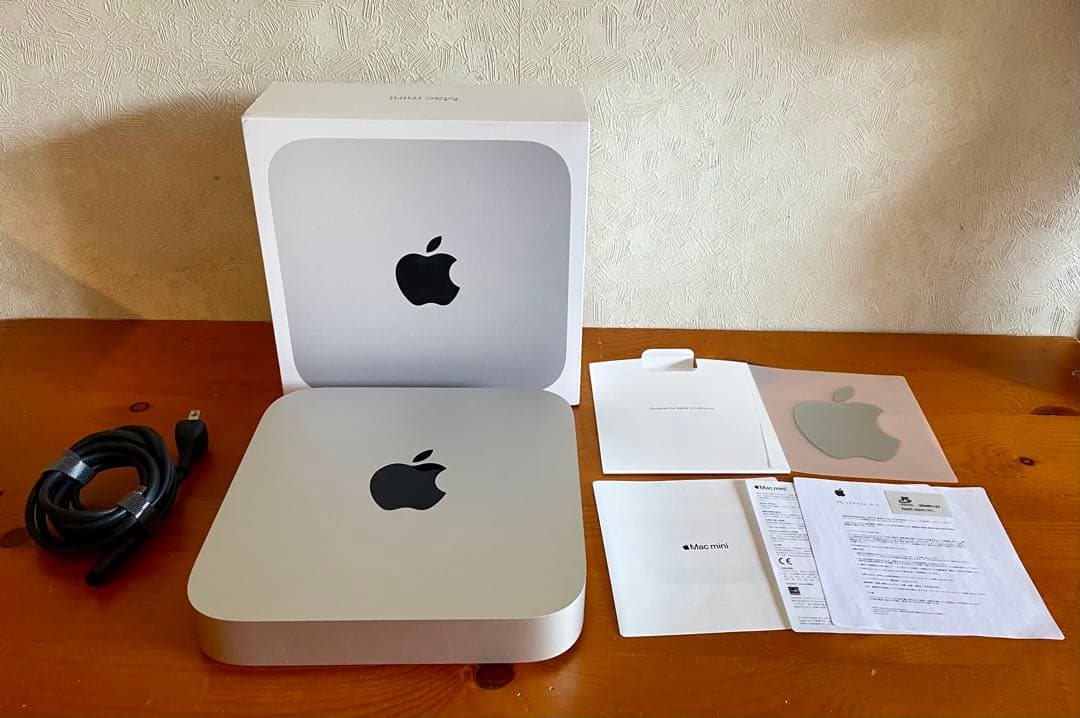 Apple Mac mini M1 8GB/512GB MGNT3J/A 美品