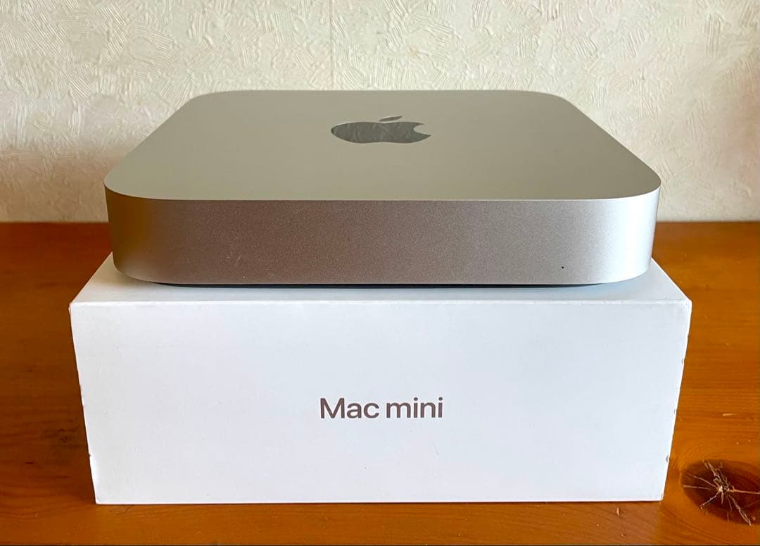 Apple Mac mini M1 8GB/512GB MGNT3J/A 美品