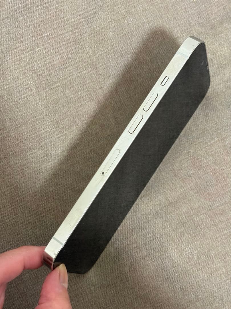 最終値下げ Apple iPhone 13 Pro シルバー 本体