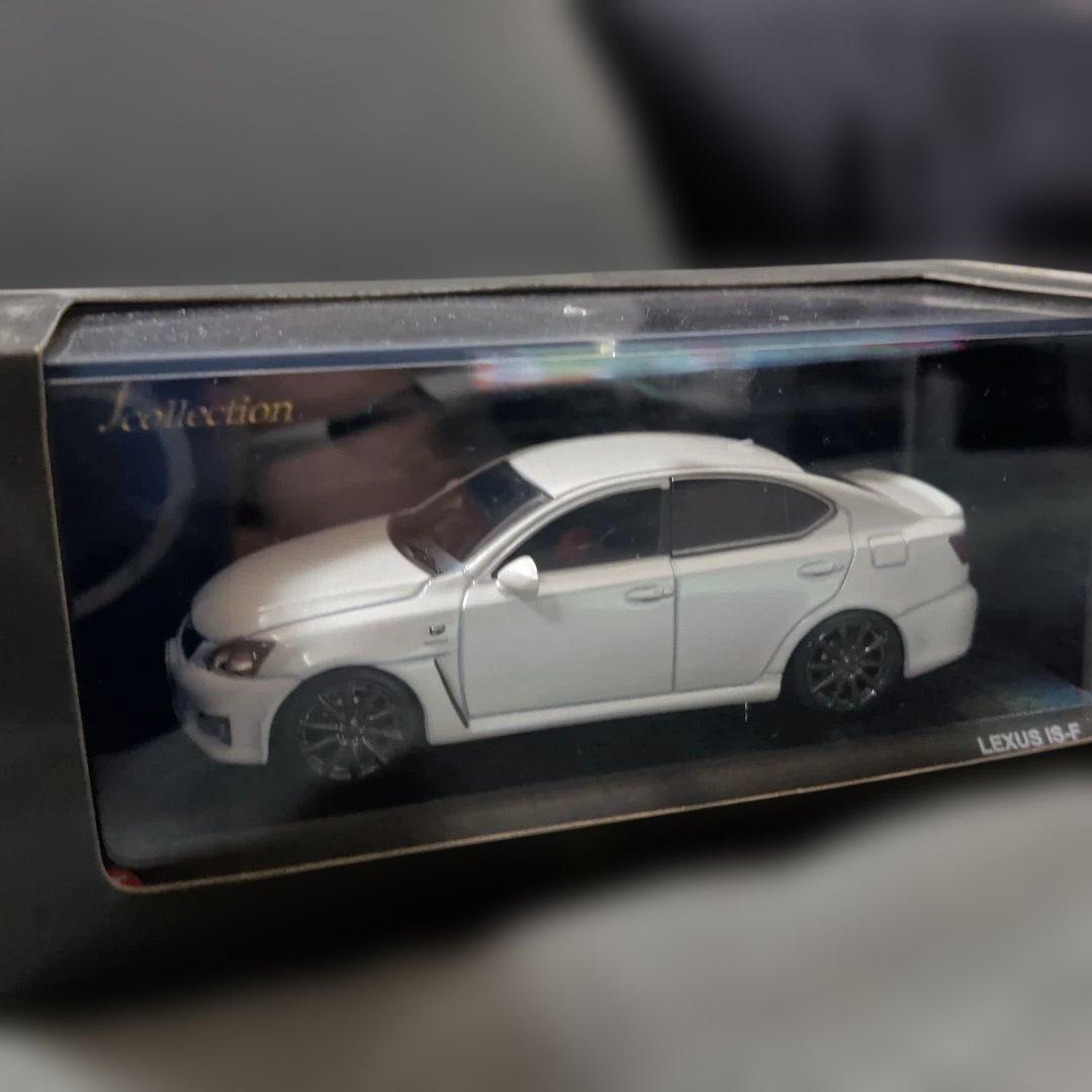 あすか出品です。 Lexus IS-F ホワイト ミニカー 1/43