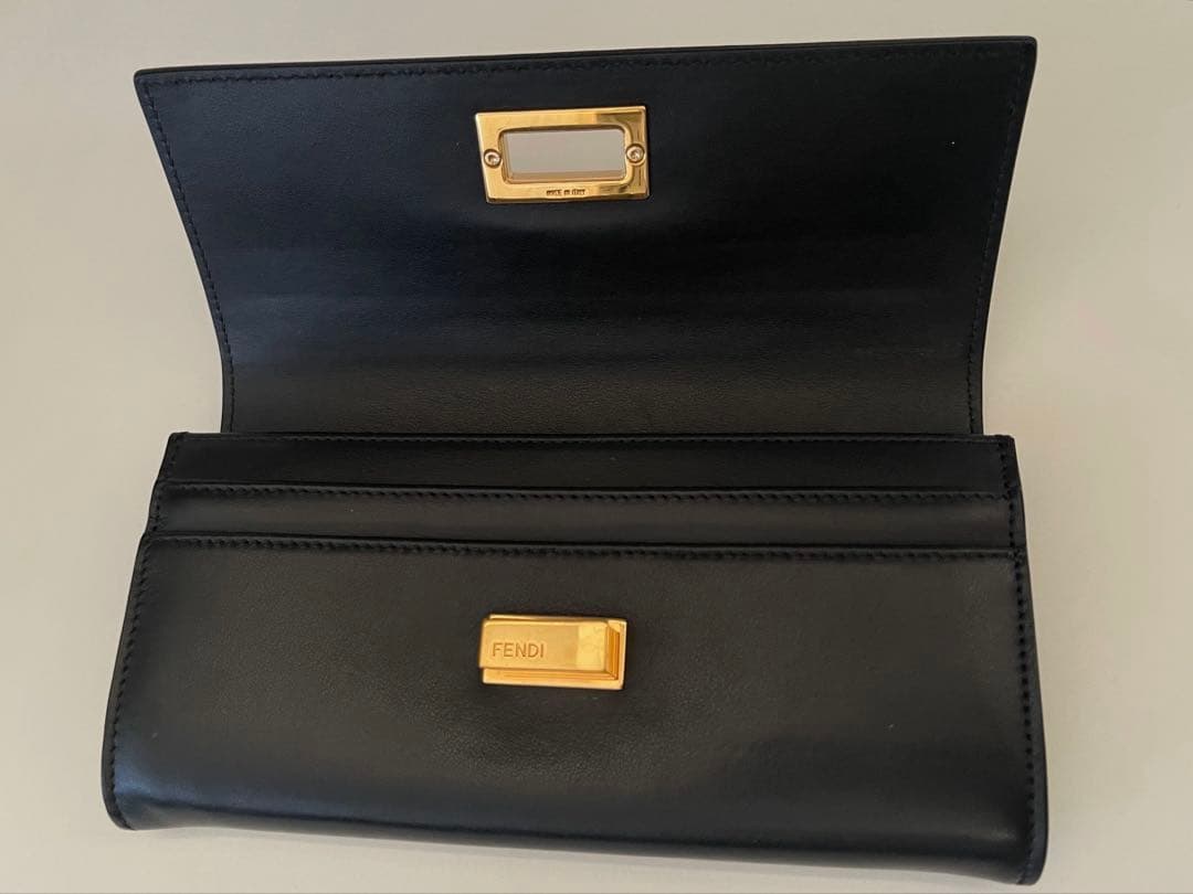FENDI フェンディ ピーカブー レザー 長財布 黒