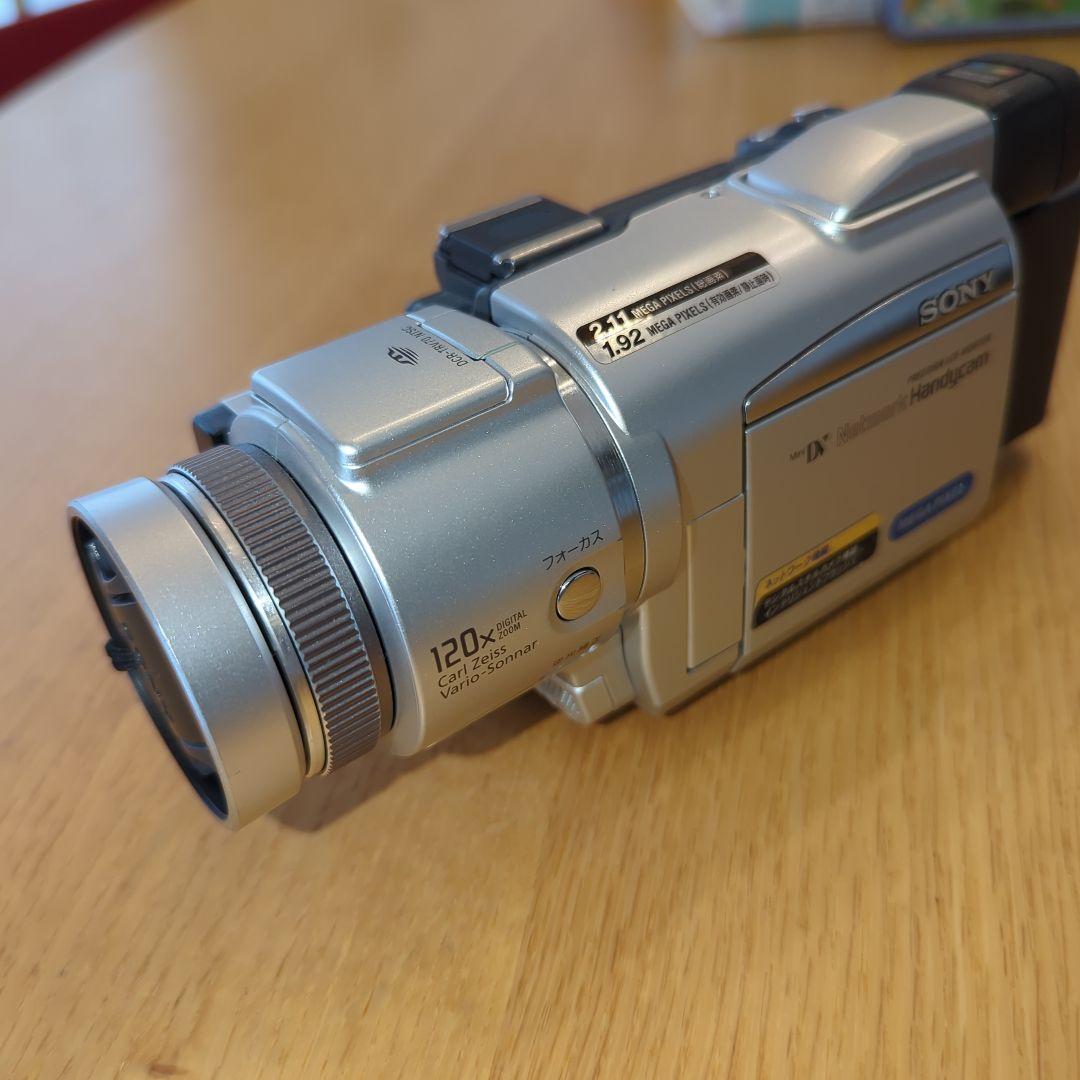 ソニー ハンディカム DCR-TRV70 【動作品・美品】