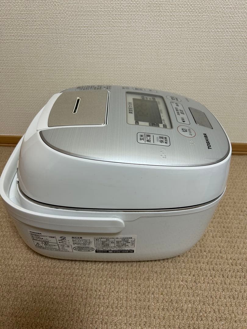 東芝 TOSHIBA 炊飯器　RC-10VSN