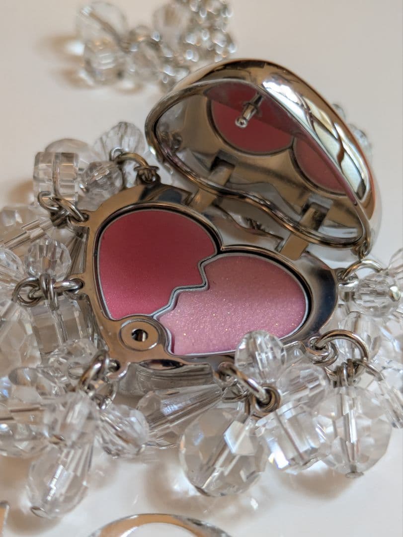 【新品未使用】　クリスチャンディオール プリティチャーム　リップグロス　限定品