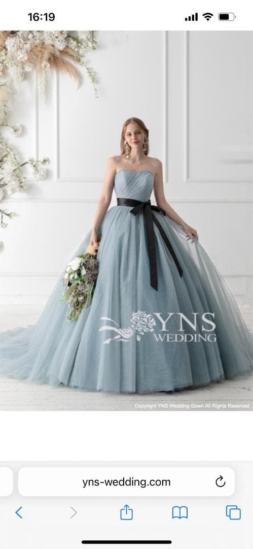 【すみさん専用】YNS WEDDING 青いフリルのウェディングドレス