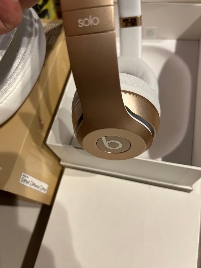 beats solo2 ビーツ　ヘッドホン　ヘッドフォン　ビーツソロ2
