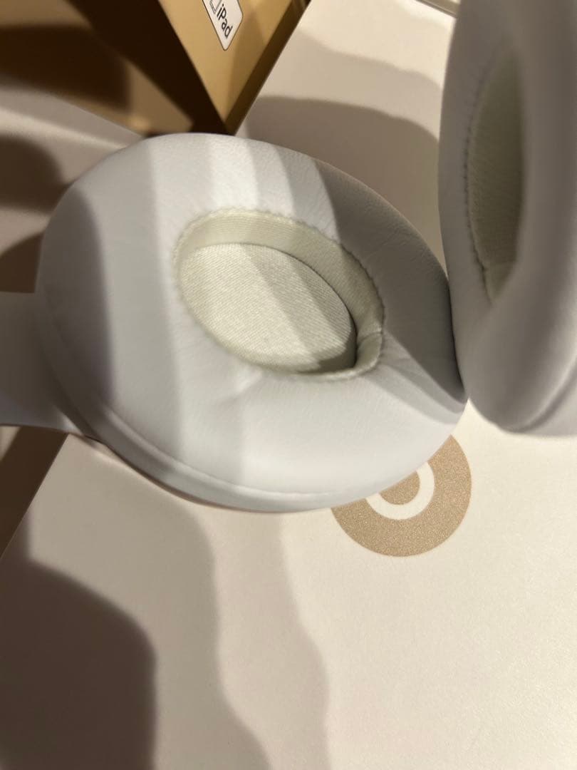 beats solo2 ビーツ　ヘッドホン　ヘッドフォン　ビーツソロ2