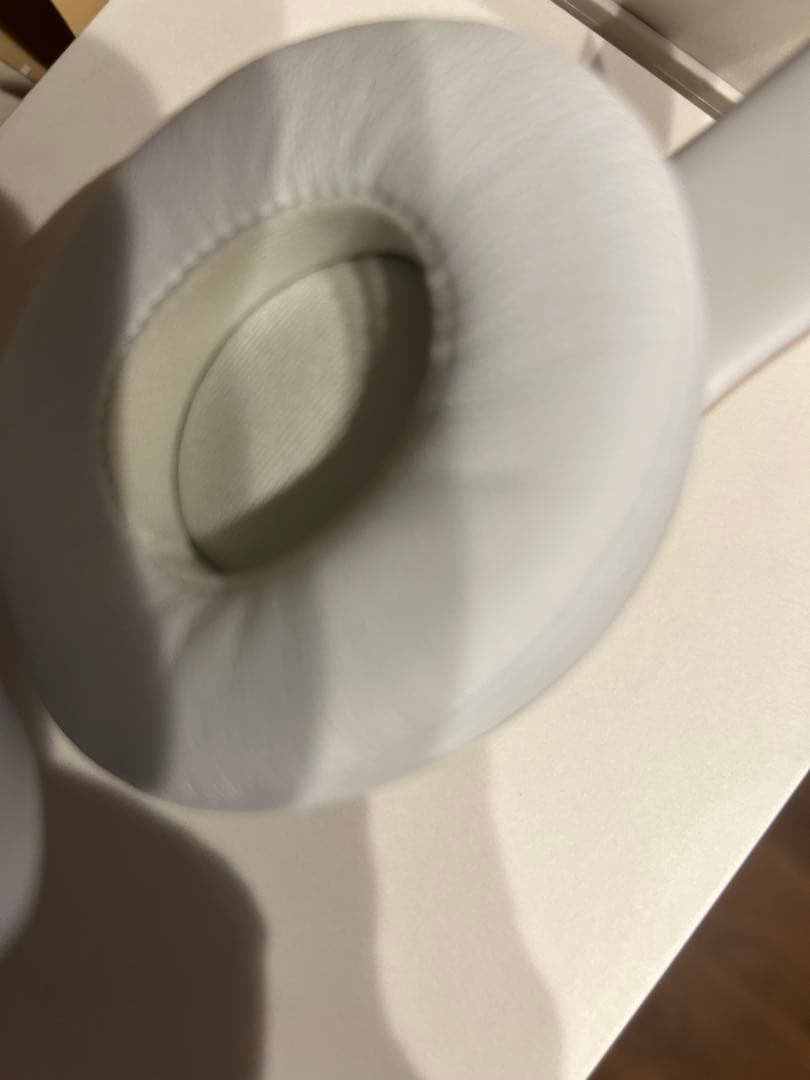 beats solo2 ビーツ　ヘッドホン　ヘッドフォン　ビーツソロ2