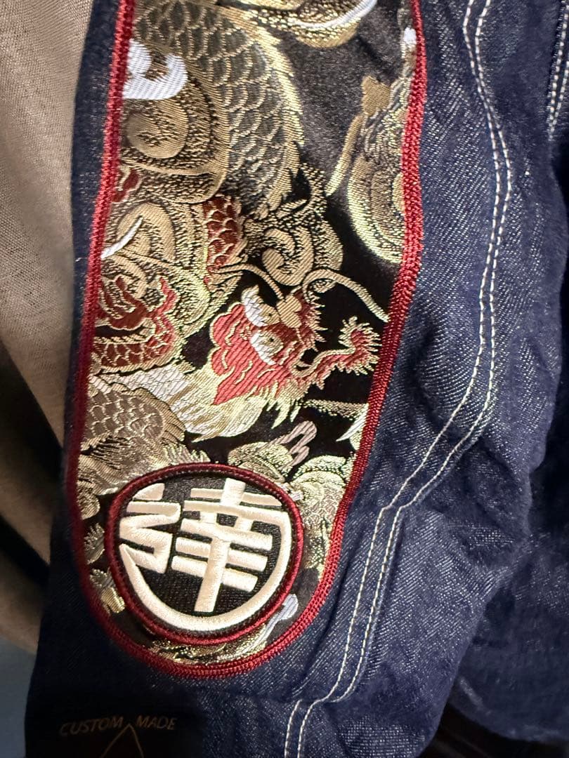 ファー付きダークブルーデニムジャケット