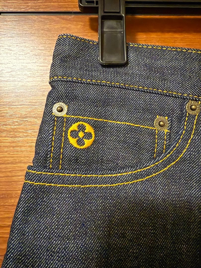 ルイヴィトン　デニムショートパンツ