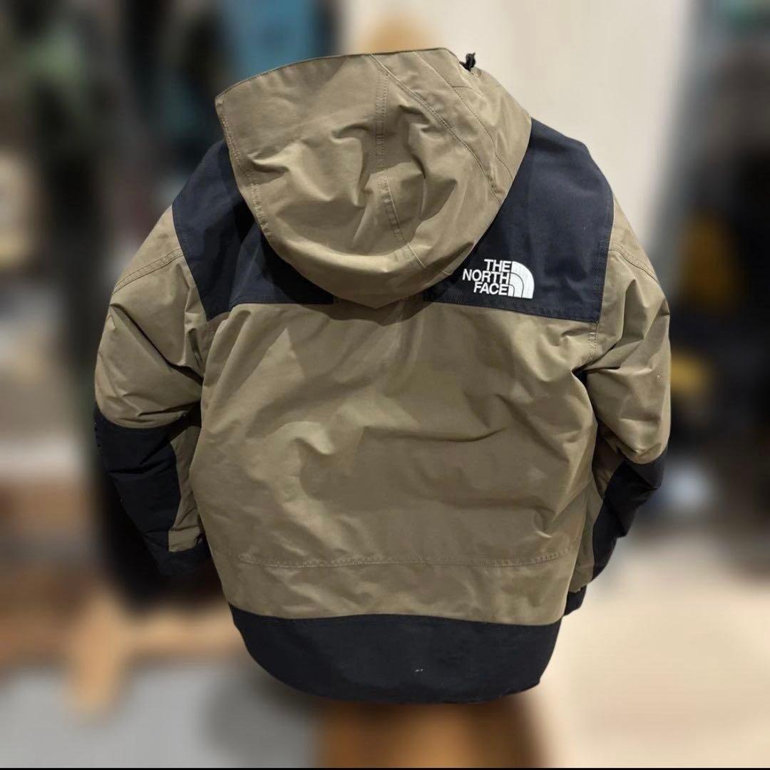 【美品】ND91837 マウンテンダウン M ビーチグリーン