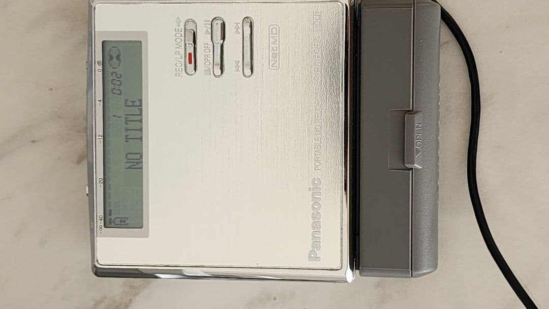 Panasonic ポータブルMDプレーヤー SJ-MR250-S