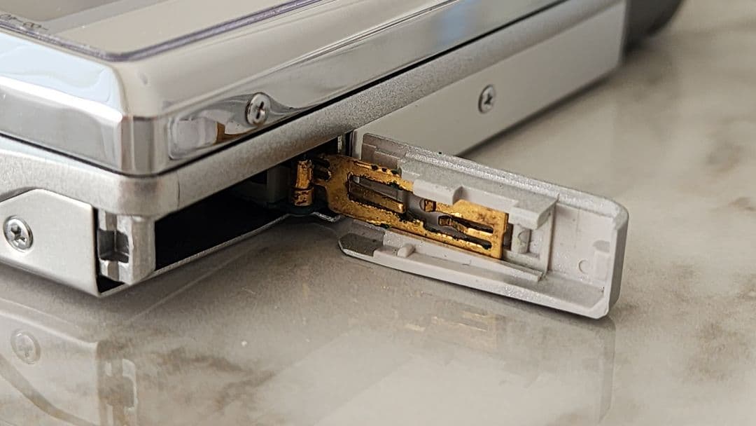 Panasonic ポータブルMDプレーヤー SJ-MR250-S