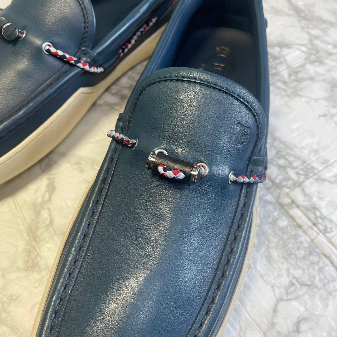 トッズ　レザー　ドライビングシューズ　ネイビー　箱　保存袋付　TOD’S 29