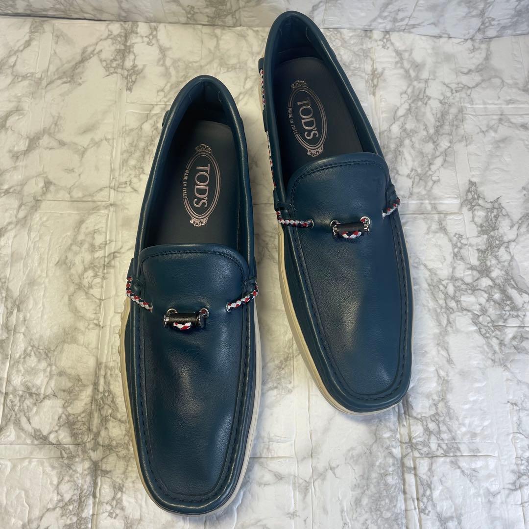 トッズ　レザー　ドライビングシューズ　ネイビー　箱　保存袋付　TOD’S 29