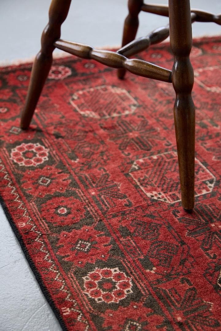 ヴィンテージ絨毯　トライバルラグ　トルクメン族　ウール（193×99cm）赤・黒