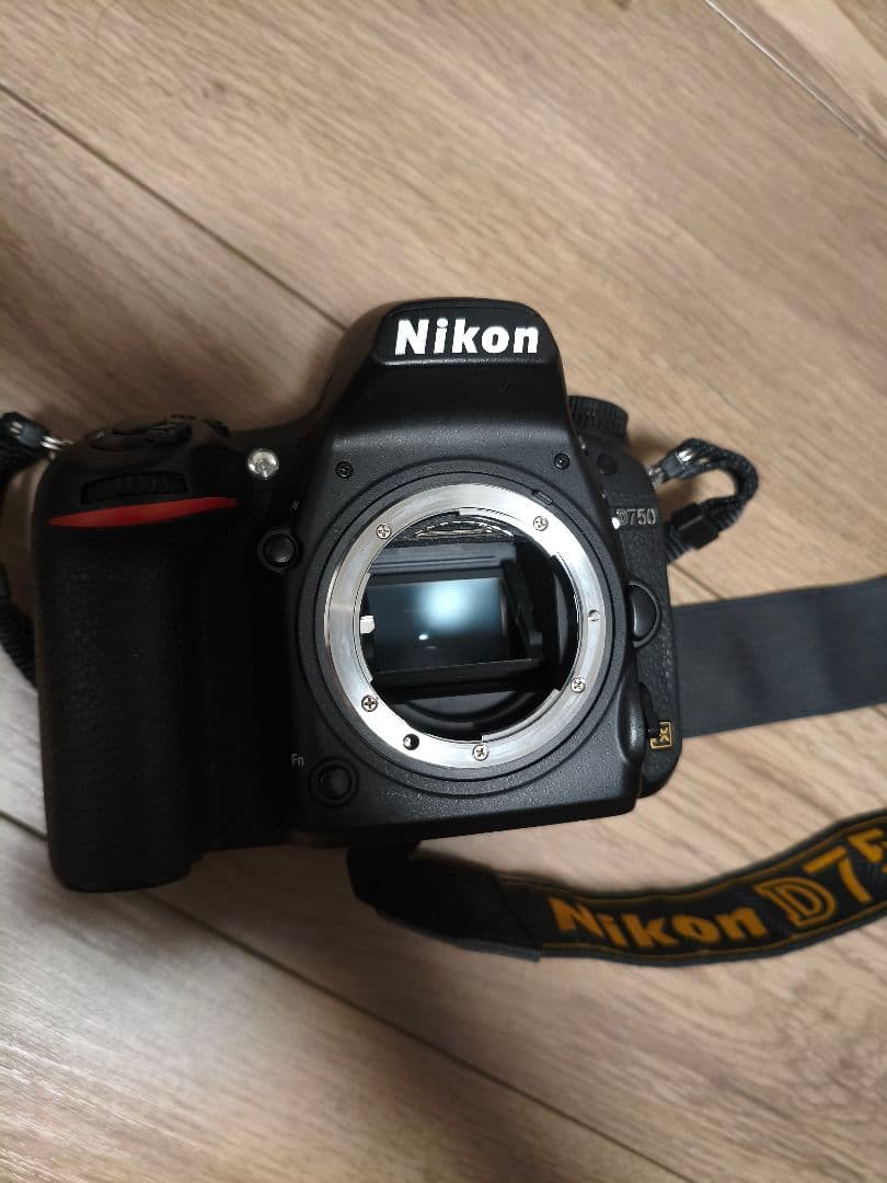 【週末限定値引】美品　Nikon D750 本体　シャッター数75,000回