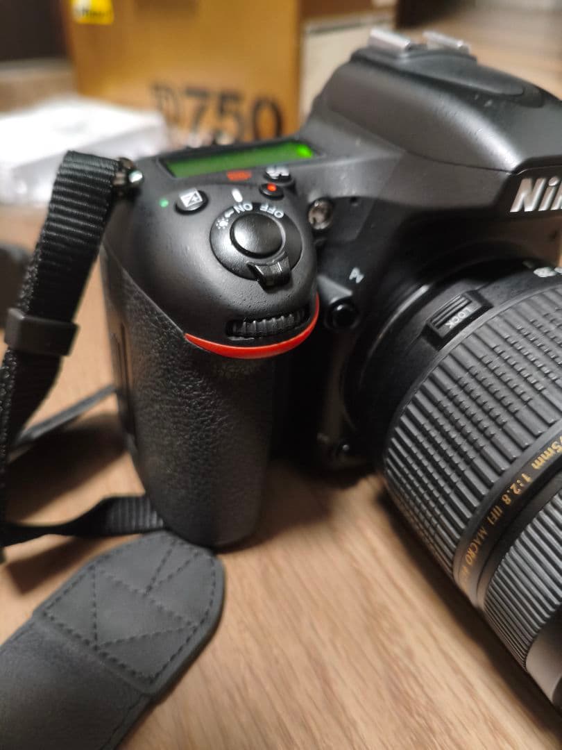 【週末限定値引】美品　Nikon D750 本体　シャッター数75,000回
