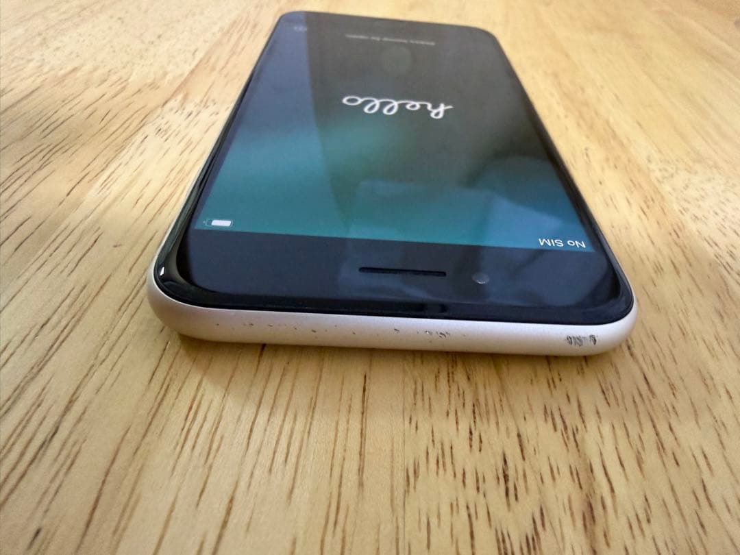 Apple iPhone SE 第3世代 本体 ホワイト 128GB