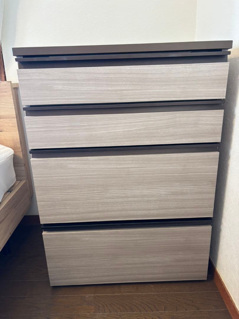 木製4段チェスト ガラス天板付き