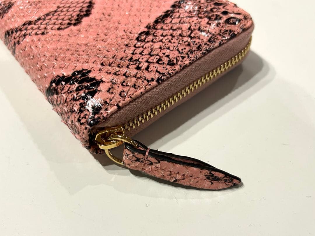 【新品未使用】GUCCI GGマーモント長財布　パイソン　ピンク