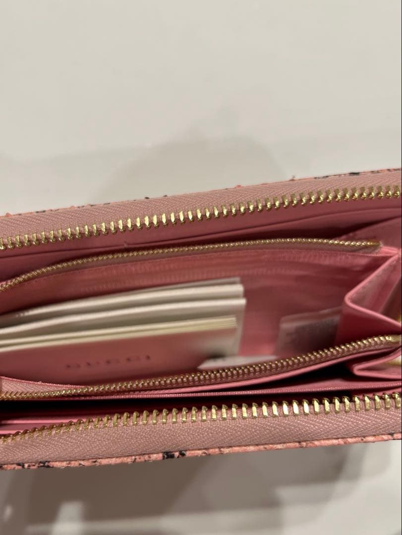 【新品未使用】GUCCI GGマーモント長財布　パイソン　ピンク