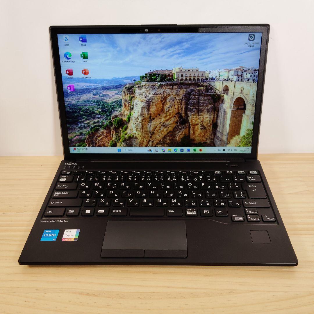 日本製 Fujitsu U9313 爆速 第13世代i5搭載 爆速 256GB